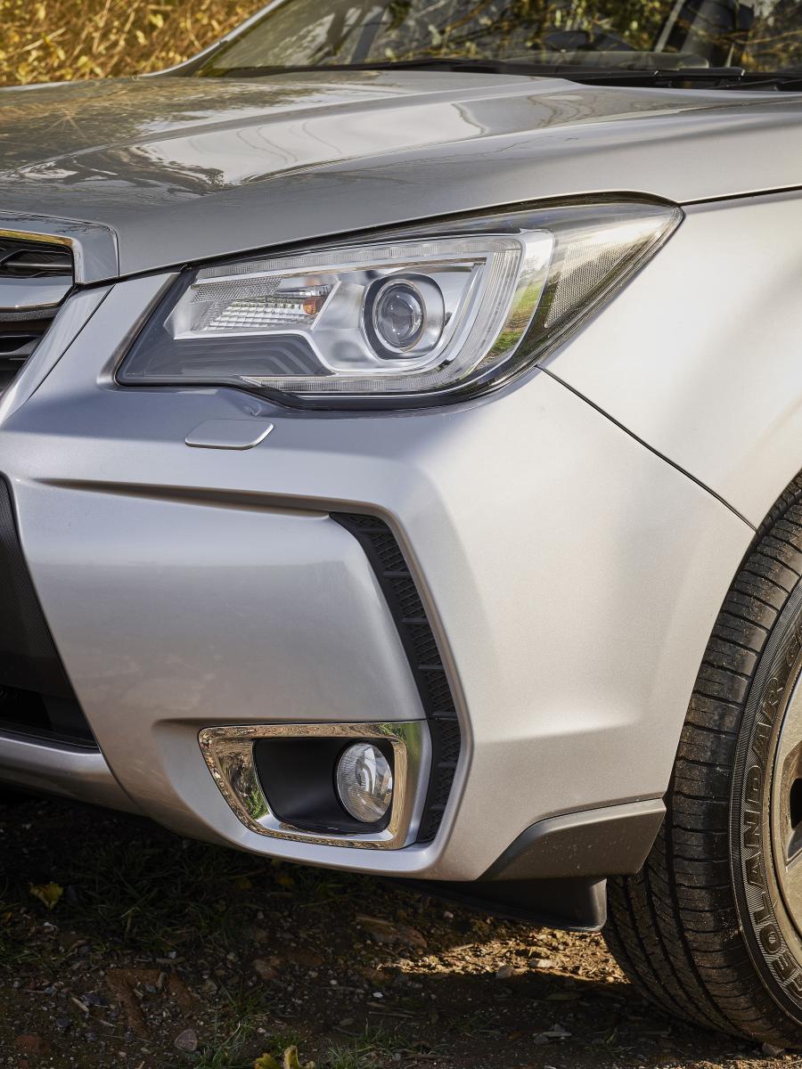 Детали экстерьера Subaru Forester 2.0XT 2016 года  (UK) (фото 13 из 30)